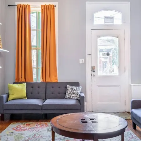 Ursulines Colorful Historic Home Near French Qtr
